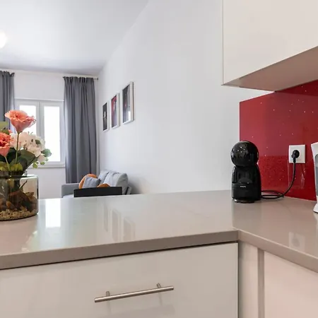 Trv Da Gloria 14 Ii Appartement *