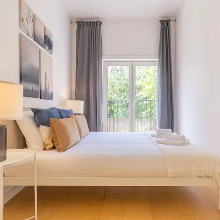 Trv Da Gloria 14 Ii * Лиссабон